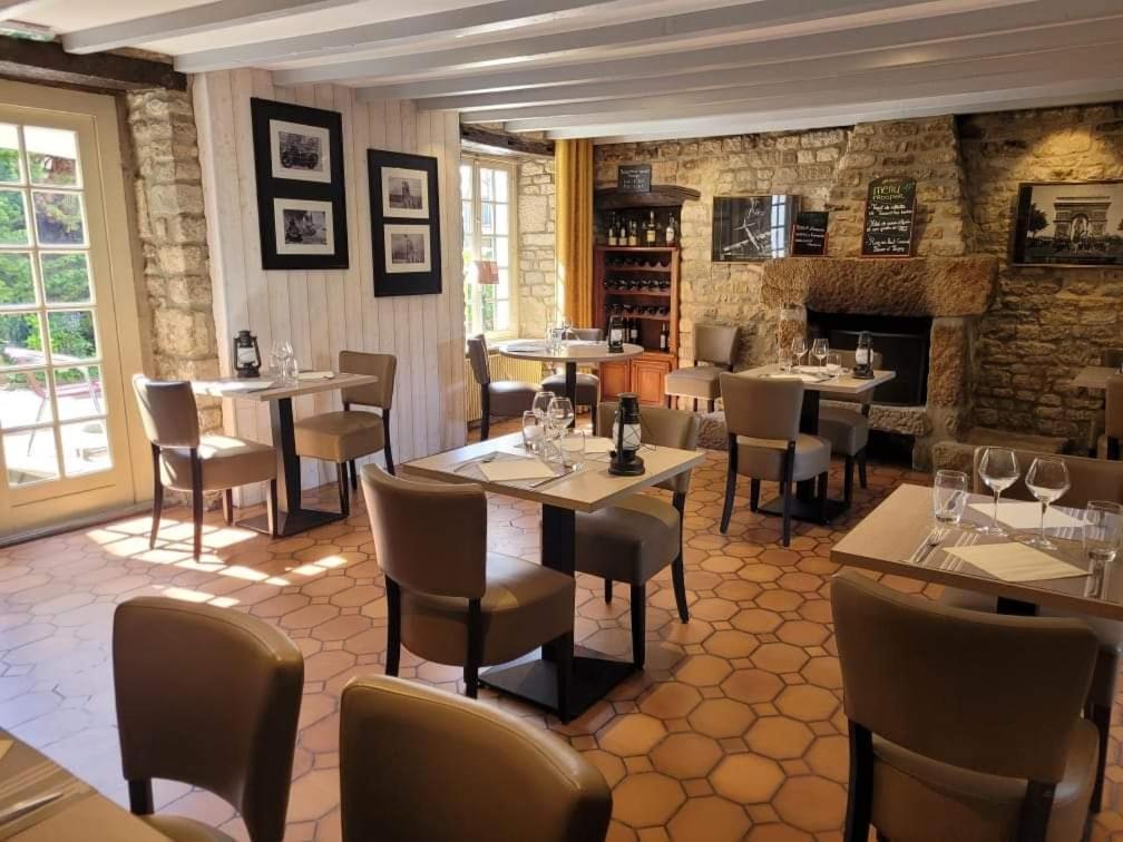 Auberge Le John Steele Sainte-Mere-Eglise Bagian luar foto